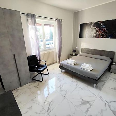 Intero Appartamento Casa Vacanze "Il Pino" Roma Infernetto Exteriér fotografie